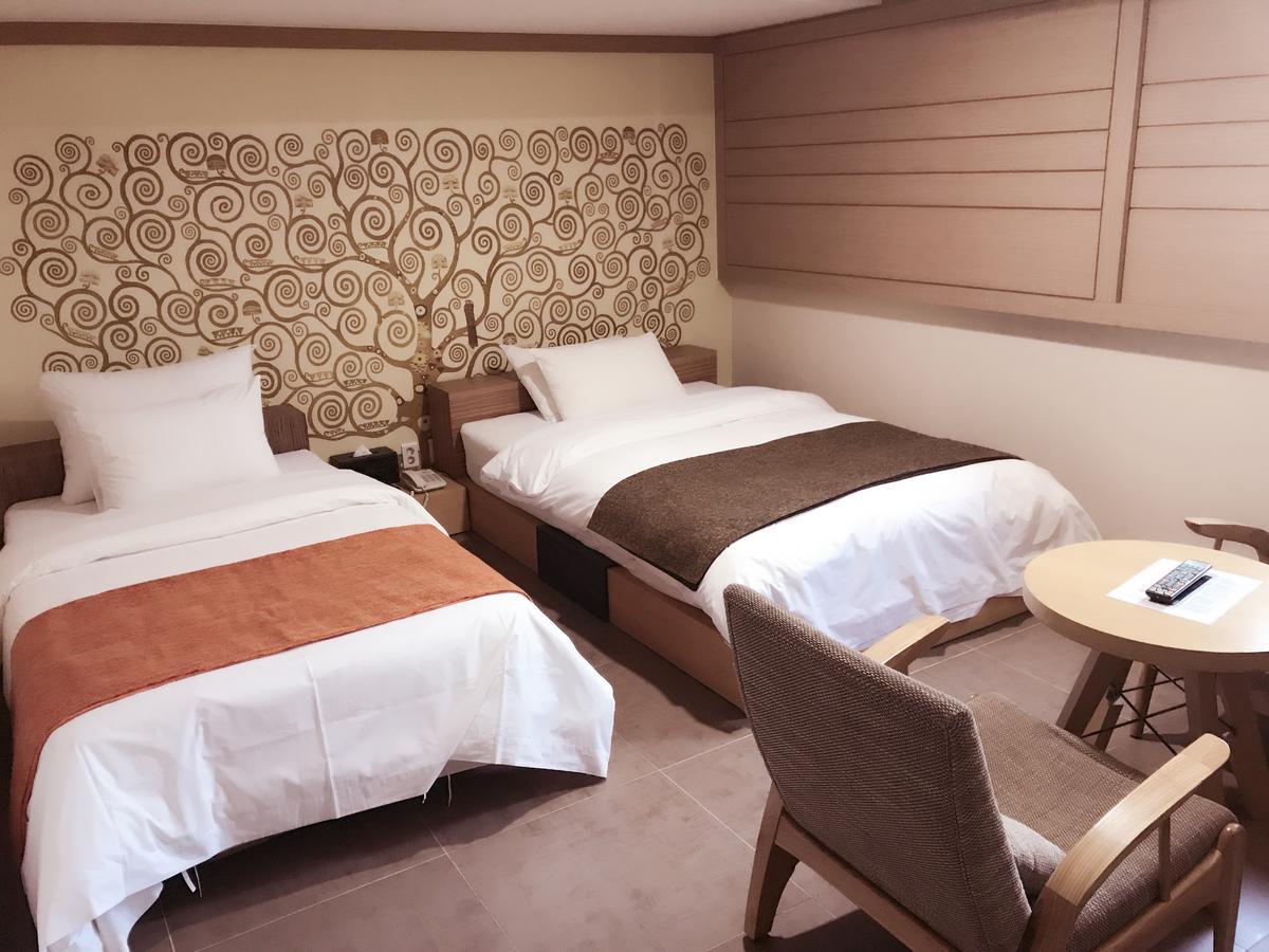 Suwon Orsay Business Hotel Exterior foto